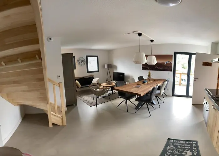 Paralodge